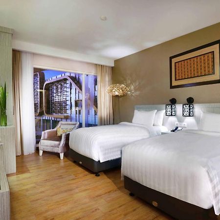 Harper Perintis By Aston Hotel Макасар Екстериор снимка